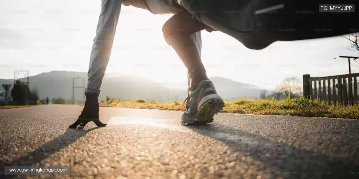 「运动装备黑科技，让你的每一步都更专业！🛡️点击选购，开启高效训练！」